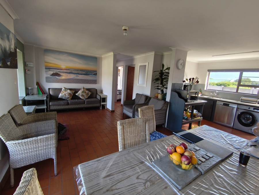 2 Bedroom Property for Sale in De Kelders Western Cape
